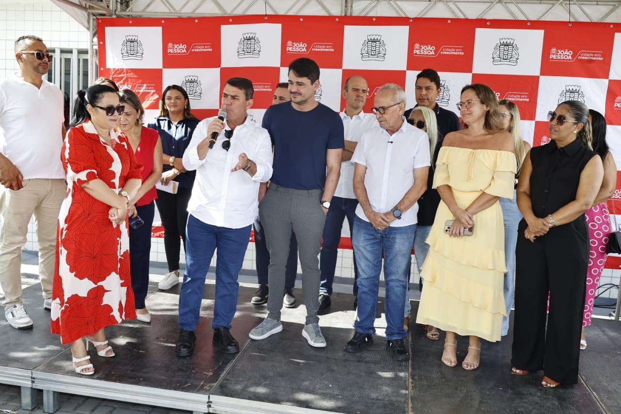 Cícero Lucena entrega USF Funcionários II e amplia para 86 o número de equipamentos de saúde reestruturados na gestão municipal 