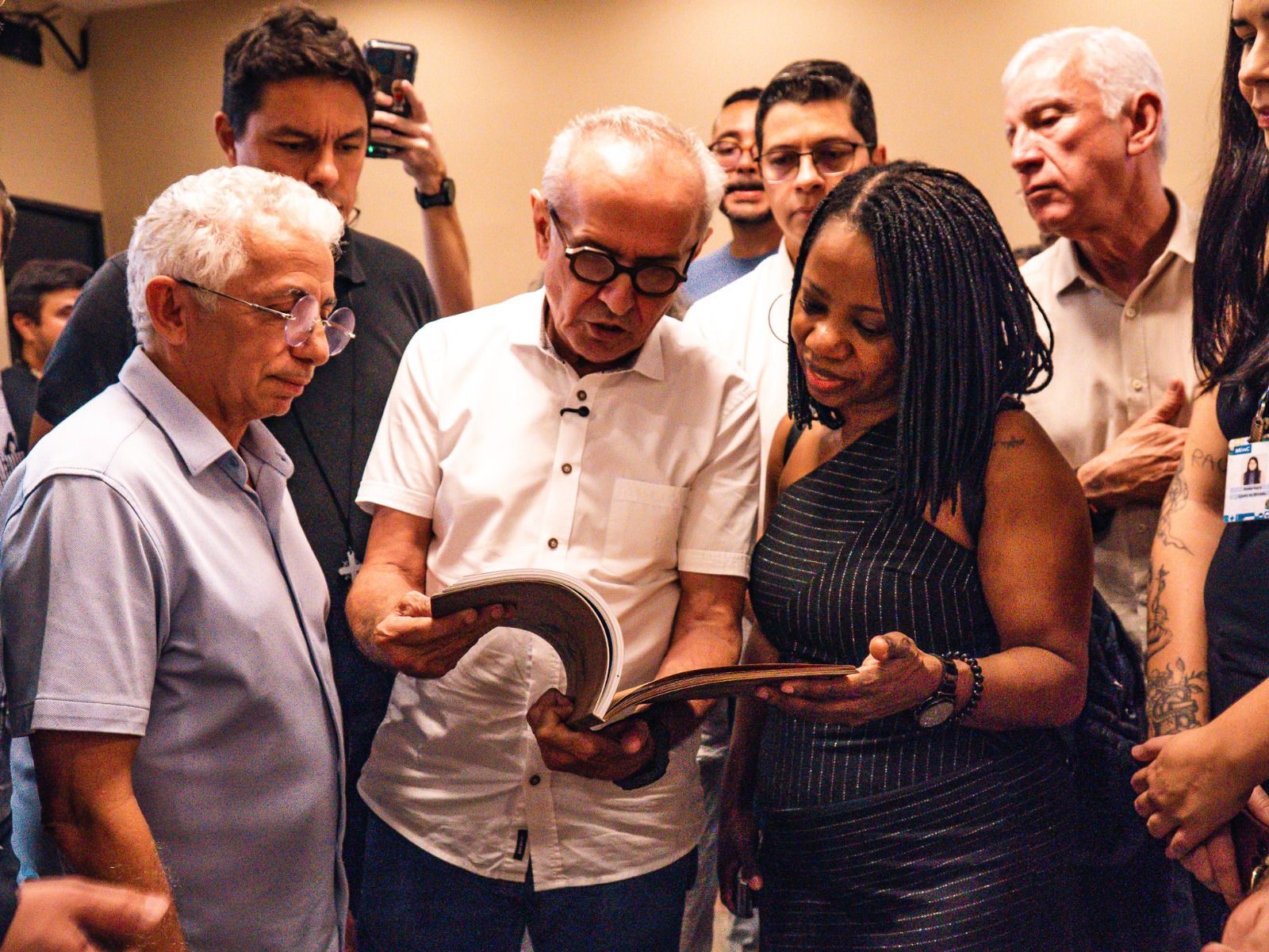 Cícero Lucena entrega primeiro cinema público de João Pessoa e destaca fomento ao audiovisual