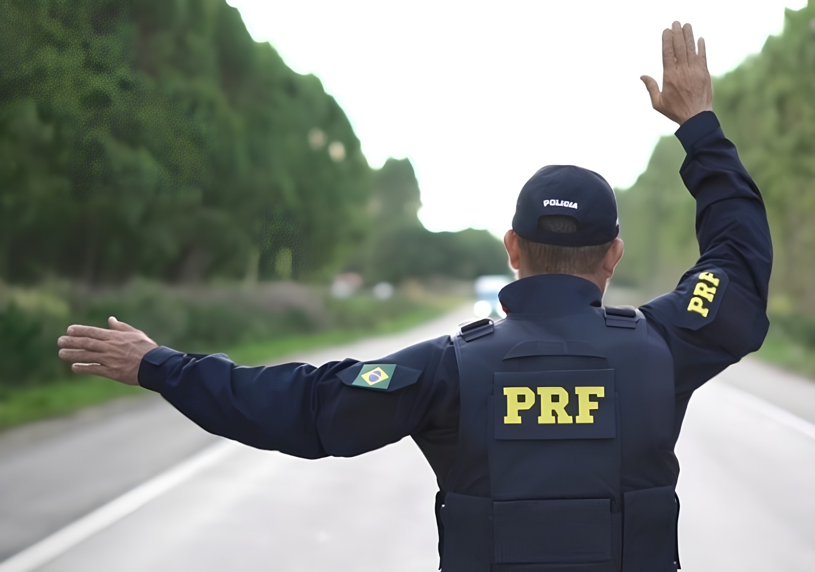 Barricadas da PRF no período eleitoral reacendem debate sobre respeito ao direito de ir e vir