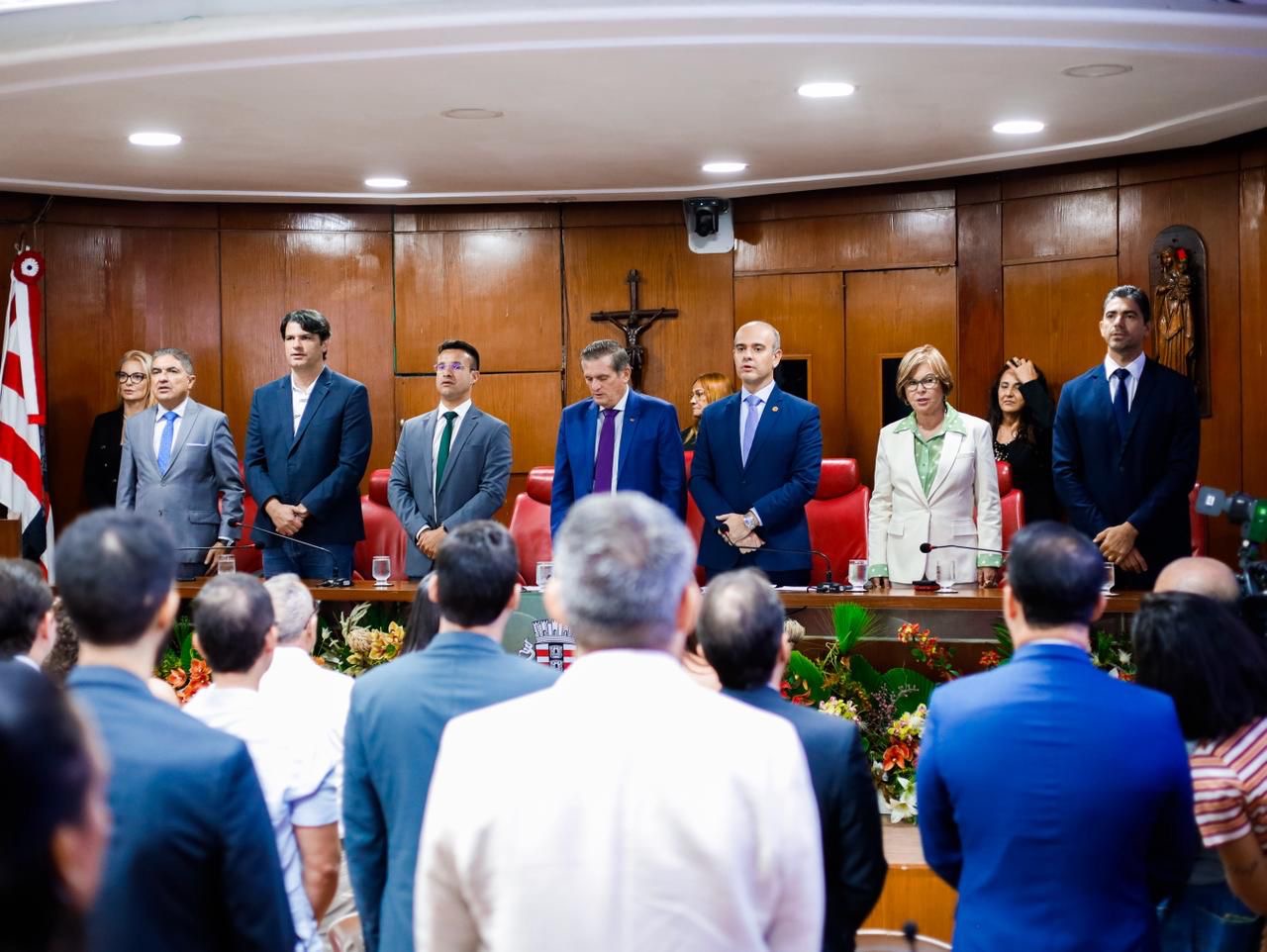 Leo Bezerra destaca trajetória do procurador Arthur Fialho, homenageado pela Câmara Municipal de João Pessoa