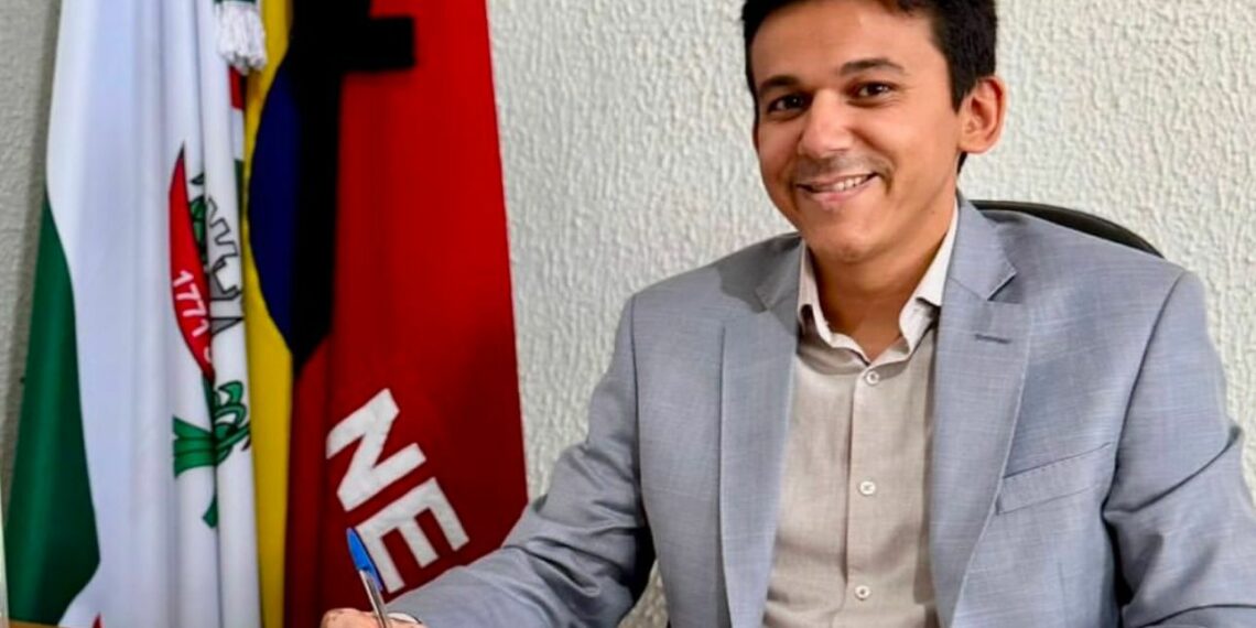 Jackson Alvino entra na mira do MPPB por inchaço na folha de Santa Rita