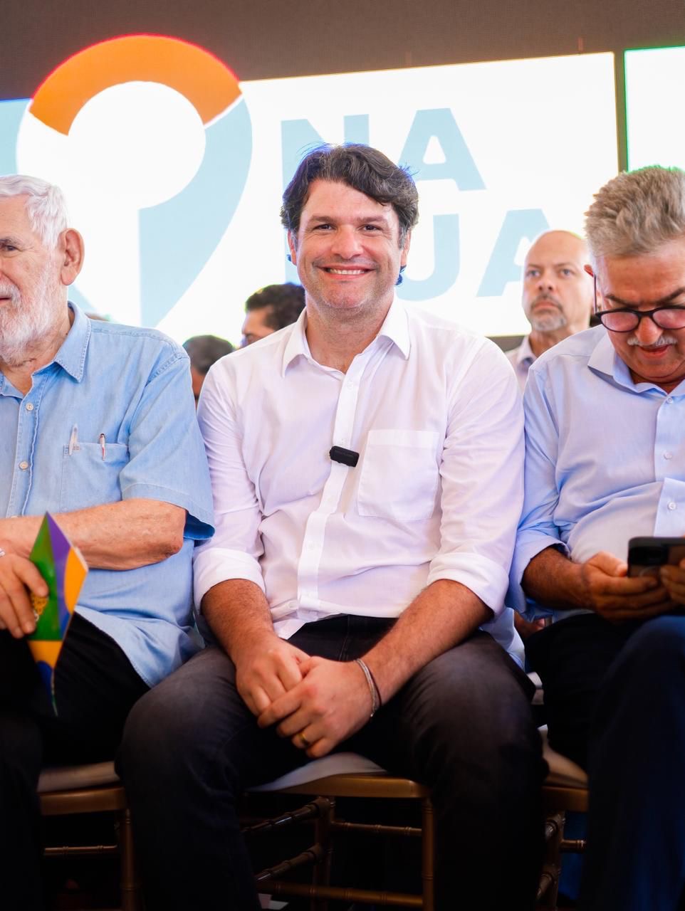 Durante Feira da Cidadania, Leo Bezerra celebra parcerias da Prefeitura com o Governo Federal