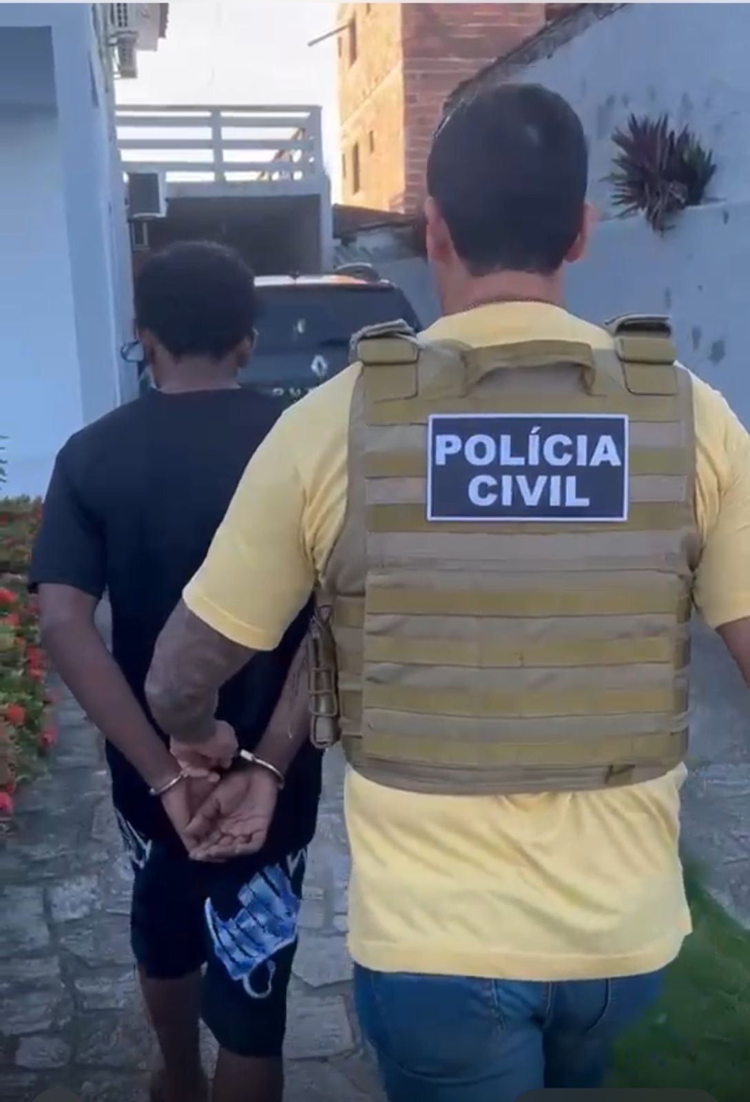EM SANTA RITA: Polícia Civil apreende adolescente investigado por homicídios e ligação com organização criminosa