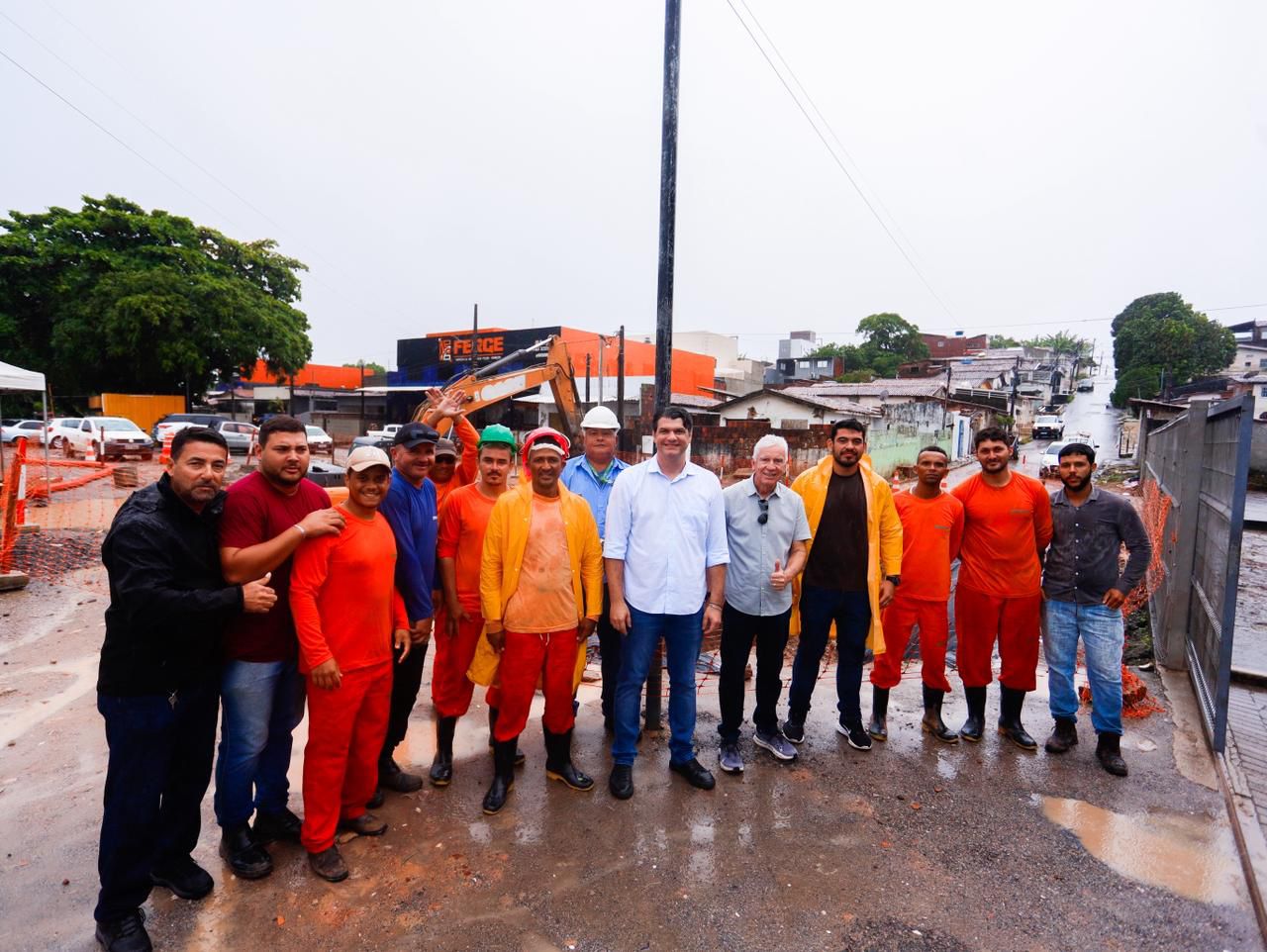 Serviço intensivoPrefeitura libera a vazão de águas das Três Lagoas, obstruída por portas de geladeira