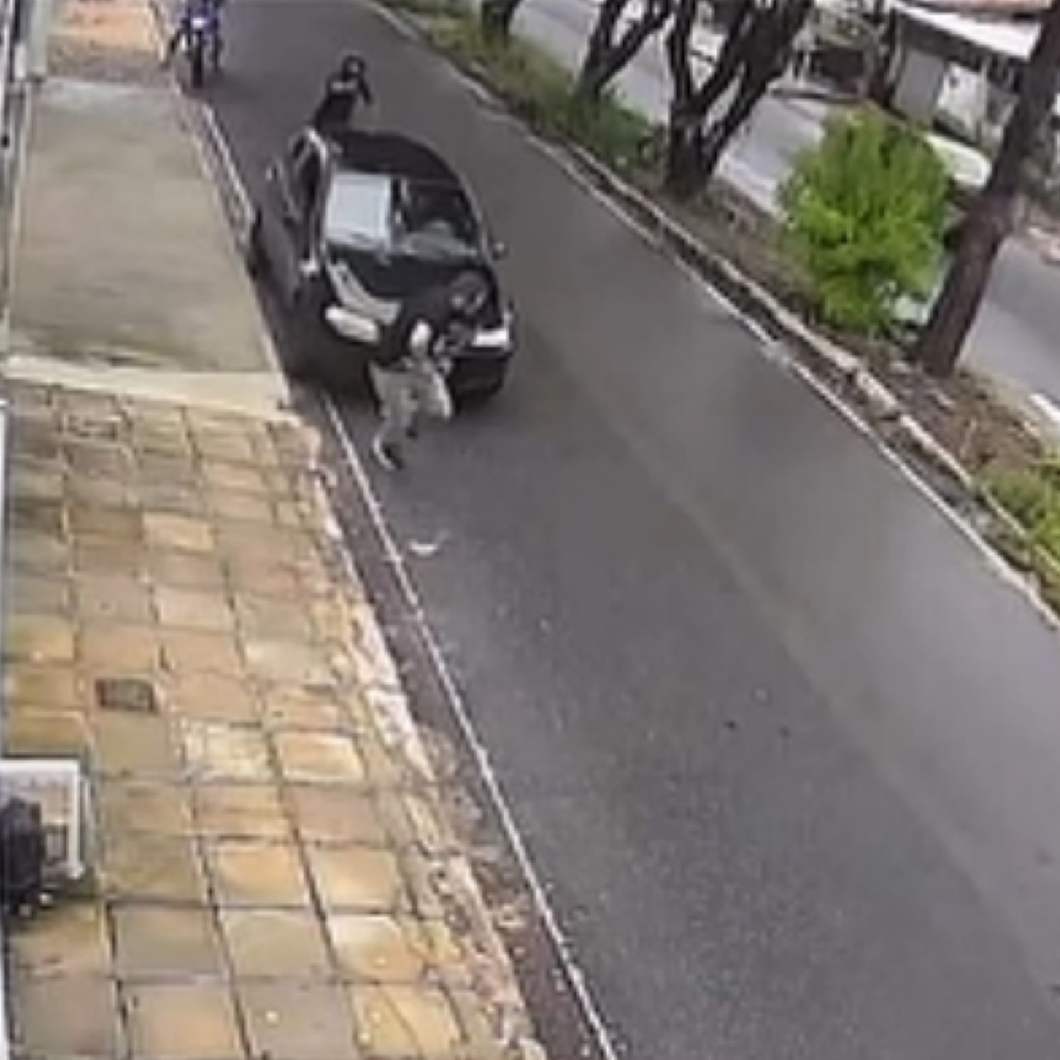 Polícia deve investigar possível ligação entre assassinatos de comerciantes ligados ao ramo de veículos em Bayeux