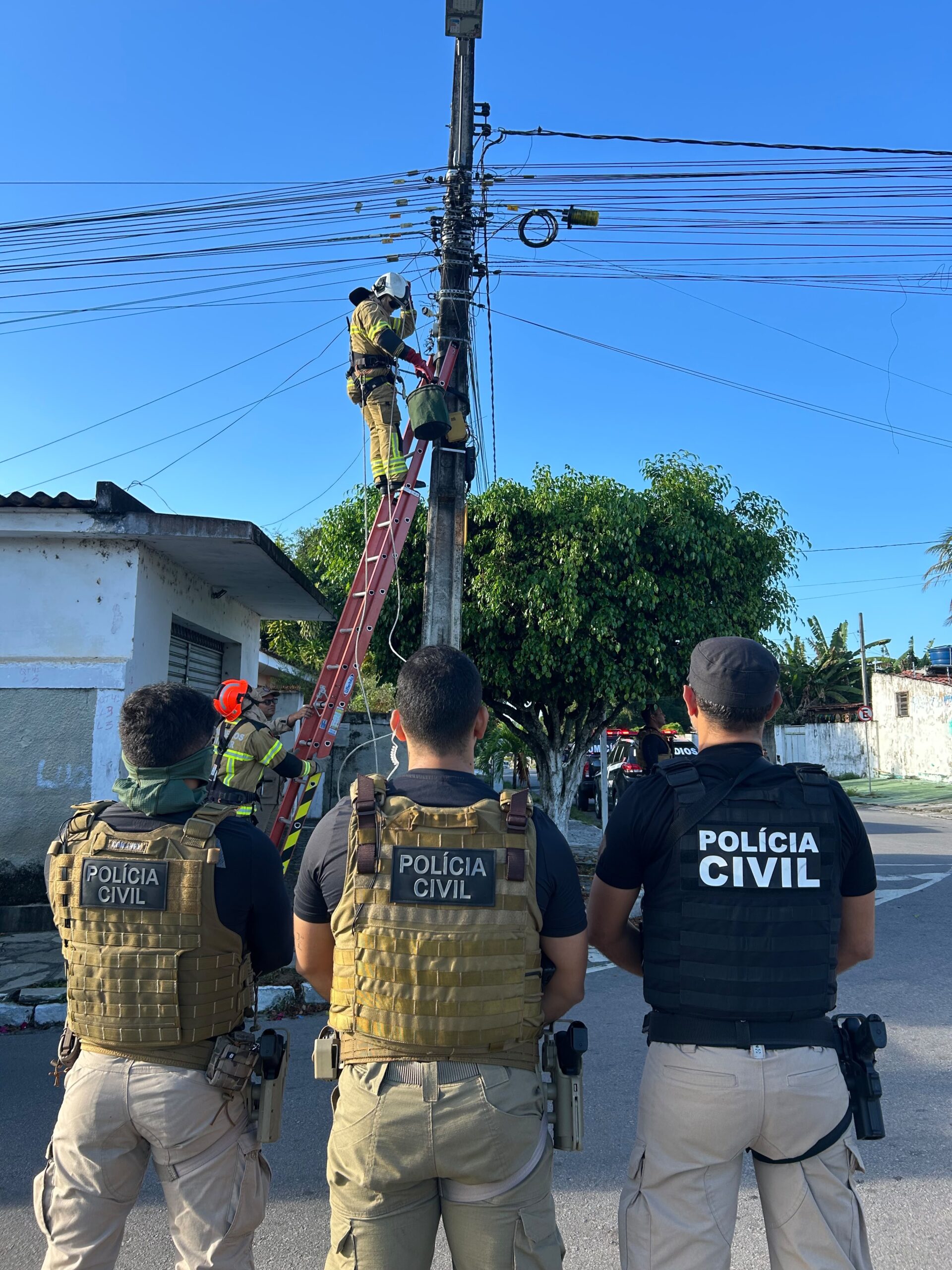 OPERAÇÃO PONTO CEGO: Polícia Civil remove sistemas de videomonitoramento utilizados por facções criminosas