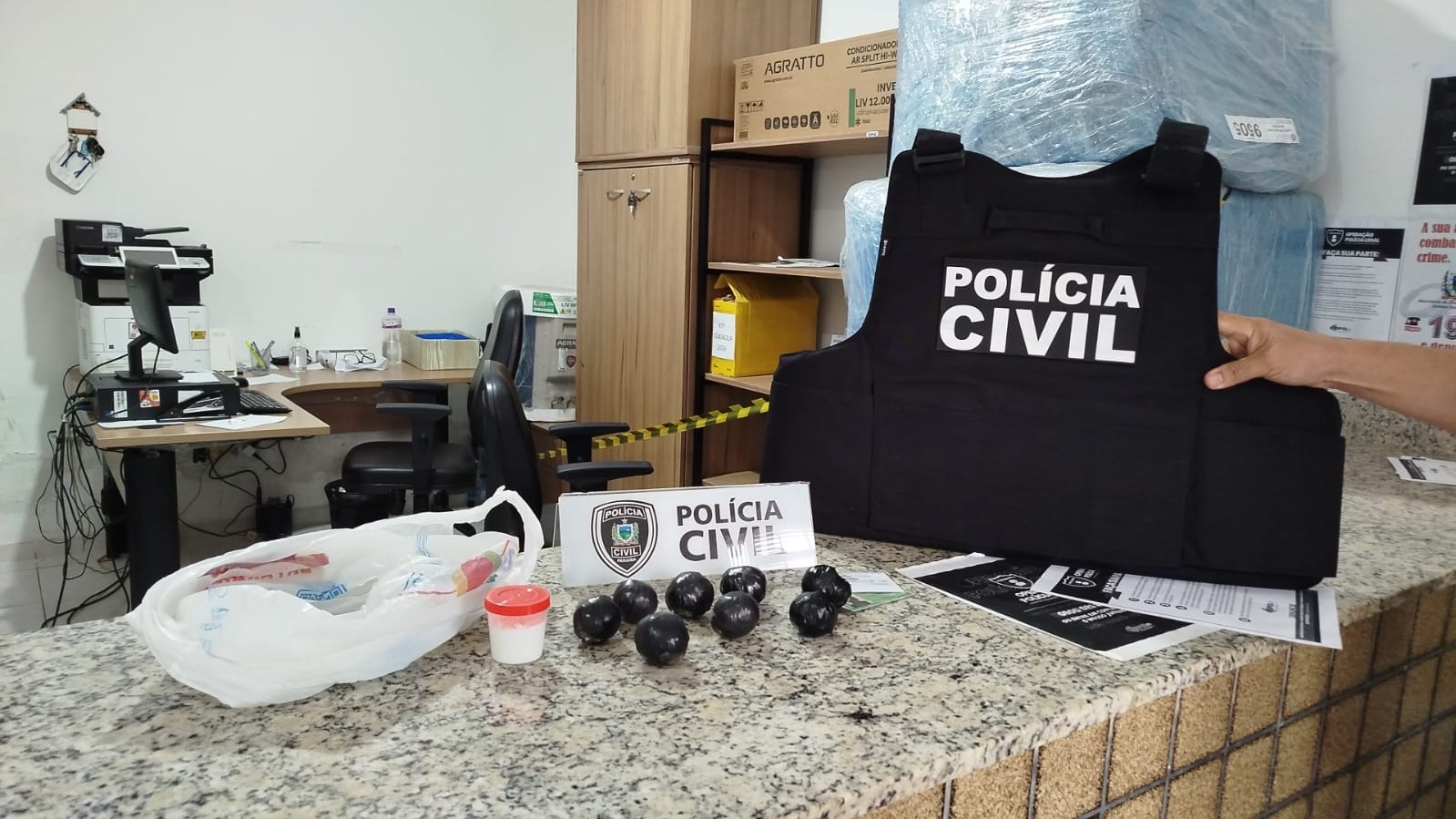 EM SERRA BRANCA: Polícia Civil prende mulher em flagrante por tráfico de drogas