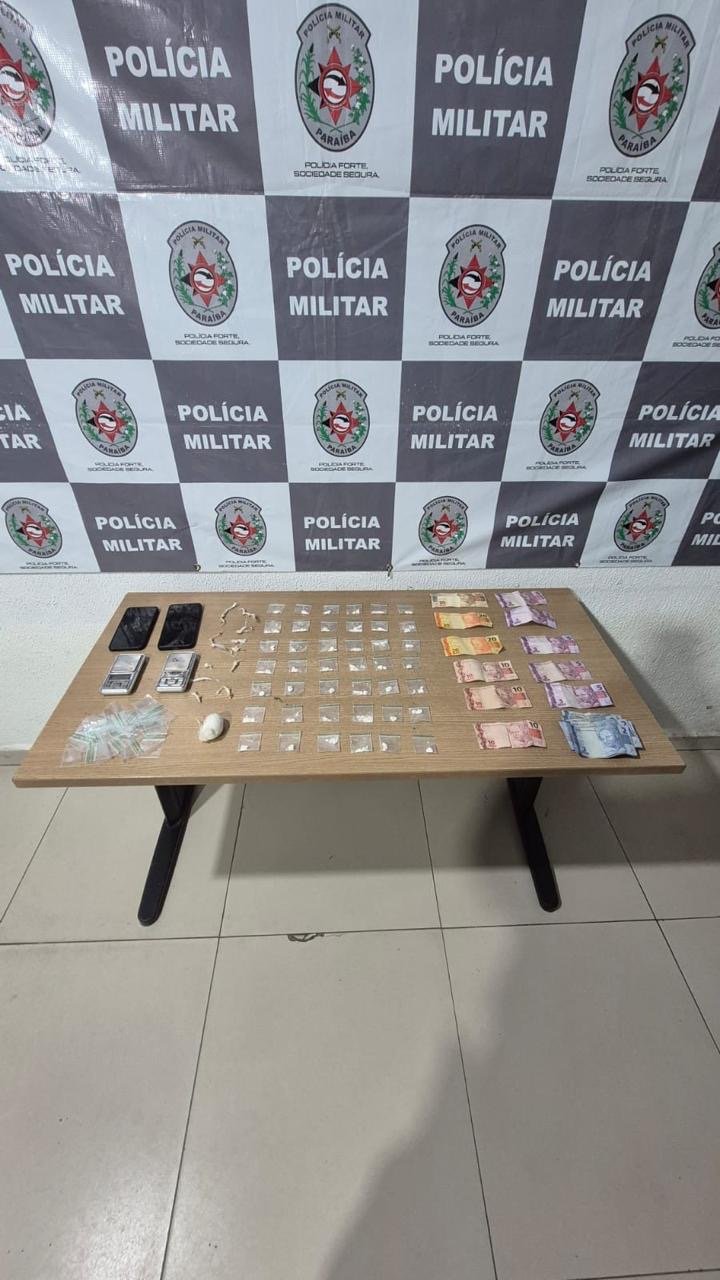🚨 OPERAÇÃO INDEPENDÊNCIA: 1º BPM APREENDE TRÊS ARMAS DE FOGO E DROGAS EM JOÃO PESSOA