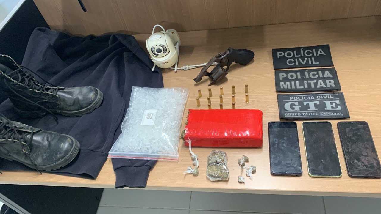 EM JACARAÚ: Polícia Civil prende dois homens em flagrante por homicídio e tráfico de drogas