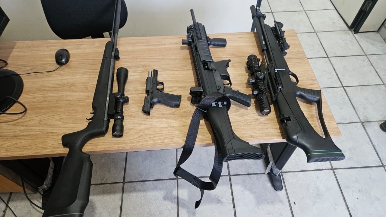 NO BREJO: Polícia Civil prende dois líderes criminosos e apreende arsenal de armas em Cuitegi e Araçagi